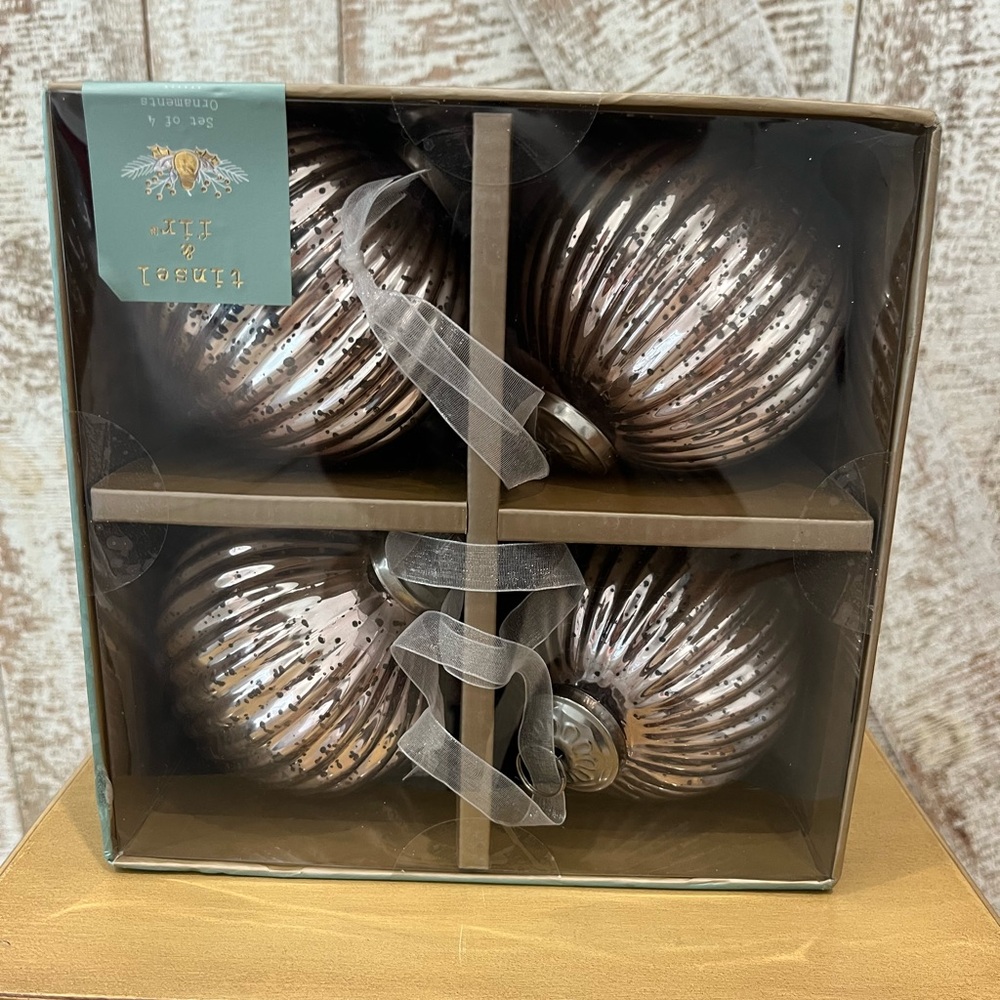 Tinsel & Fir Set of 4 Silver Holiday Ornaments - New in Original Box - Picture 3 of 3